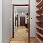 Szept Galeria Dominikanska By Renters Lejlighed Wrocław