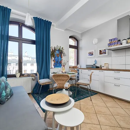 Szept Galeria Dominikanska By Renters * Wroclaw